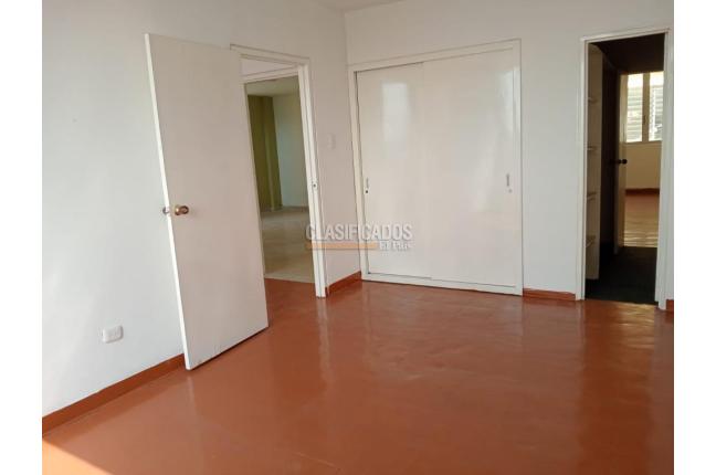 Apartamentos, Venta, Granada - $700.000.000