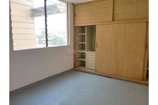 Apartamentos, Venta, Granada - $700.000.000