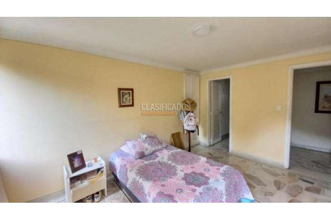 Casas, Alquiler, Cristales - $10.000.000