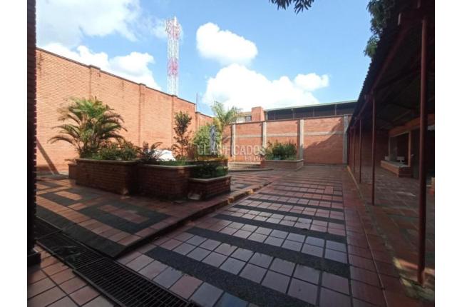 Edificios, Alquiler, Alameda - $80.000.000