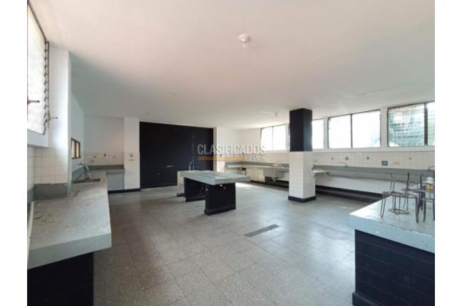 Edificios, Alquiler en Alameda