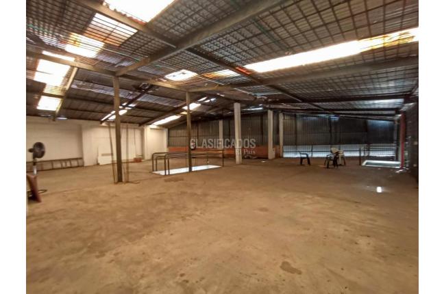 Locales y Bodegas, Alquiler, Sucre - $6.000.000