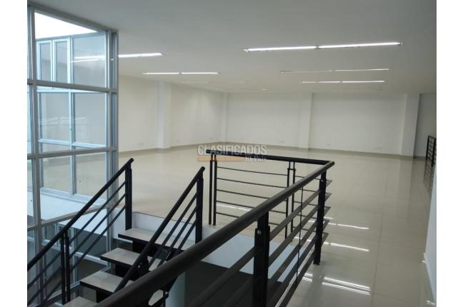 Locales y Bodegas, Venta, Santa Rosa - $1.490.000.000