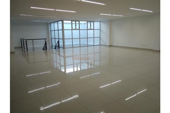 Locales y Bodegas, Venta, Santa Rosa - $1.490.000.000