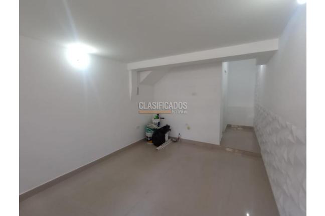 Locales y Bodegas, Alquiler, Versalles - $900.000