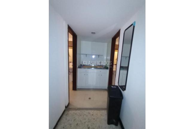 Edificios, Venta, Popular - $1.250.000.000