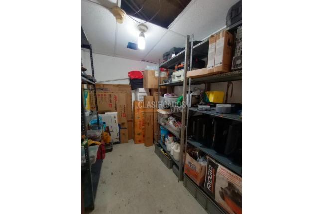 Edificios, Venta, Popular - $1.250.000.000