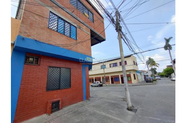 Locales y Bodegas, Venta, Guayaquil - $900.000.000