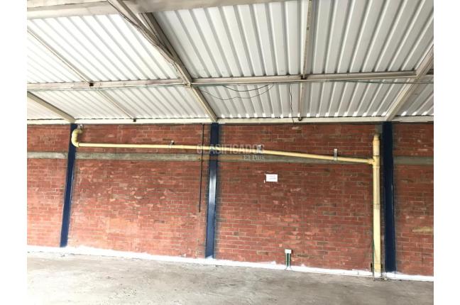 Locales y Bodegas, Venta, Guayaquil - $900.000.000