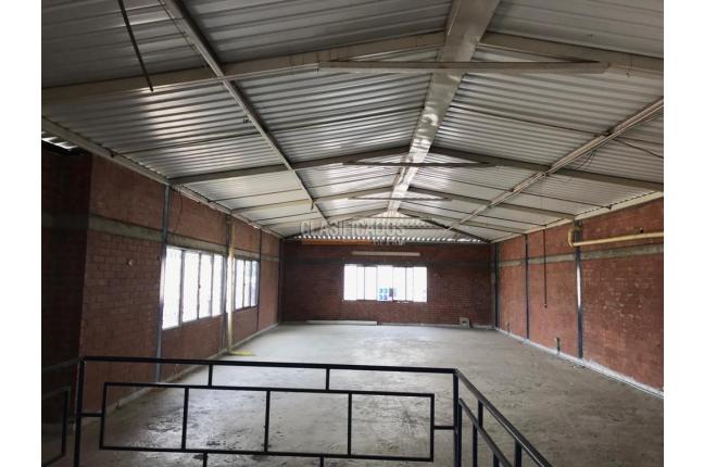 Locales y Bodegas, Venta, Guayaquil - $900.000.000