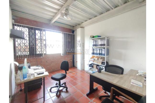 Locales y Bodegas, Venta, Guayaquil - $900.000.000