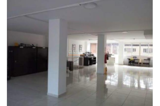 Edificios, Venta, Santander - $3.000.000.000