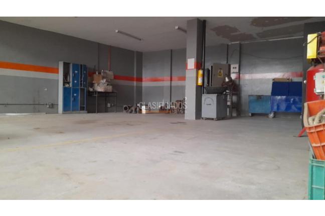 Edificios, Venta, Santander - $3.000.000.000