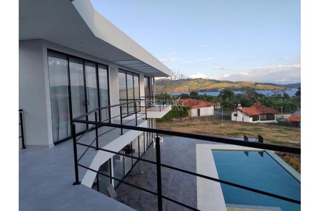 Fincas y Casas Campestres, Venta, Calima (Darién) - $1.700.000.000