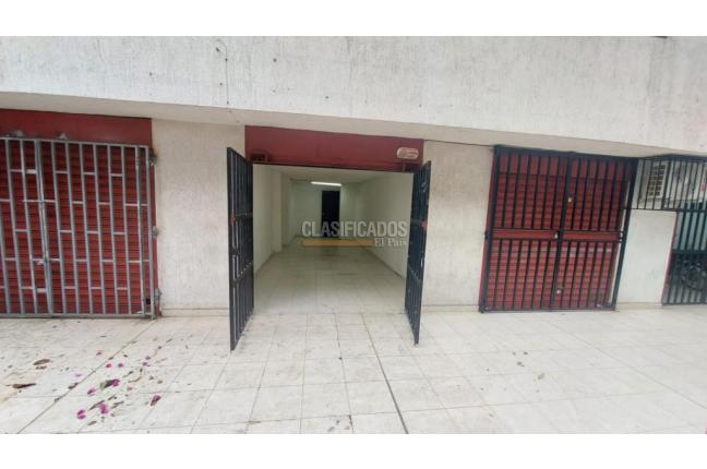 Locales y Bodegas, Alquiler, La Esmeralda - $750.000