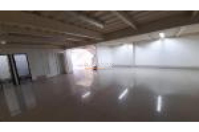 Oficinas y Consultorios, Alquiler, El Piloto - $5.355.000