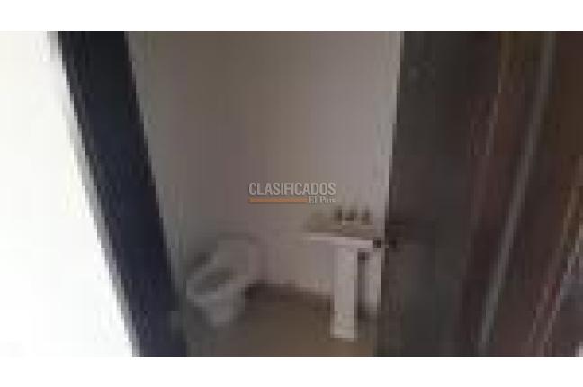 Oficinas y Consultorios, Alquiler, El Piloto - $5.355.000