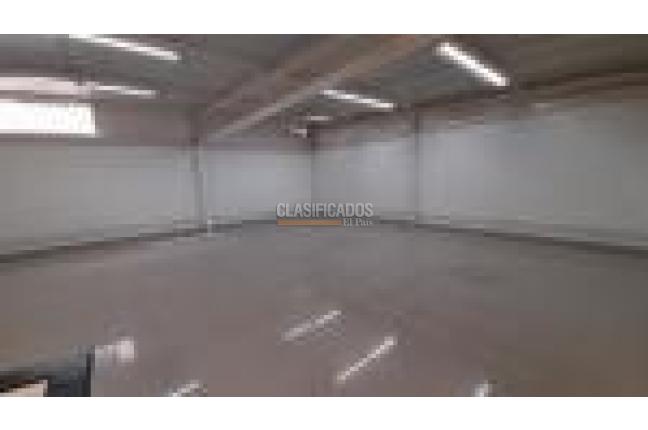 Oficinas y Consultorios, Alquiler, El Piloto - $5.355.000