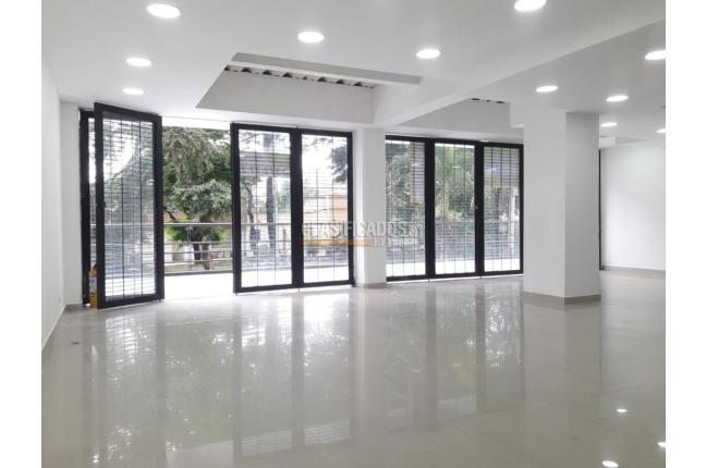 Locales y Bodegas, Alquiler, El Bosque - $2.000.000