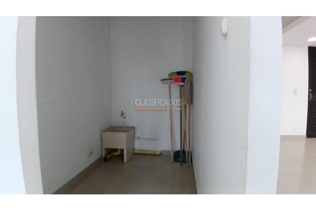 Locales y Bodegas, Alquiler, El Bosque - $2.000.000