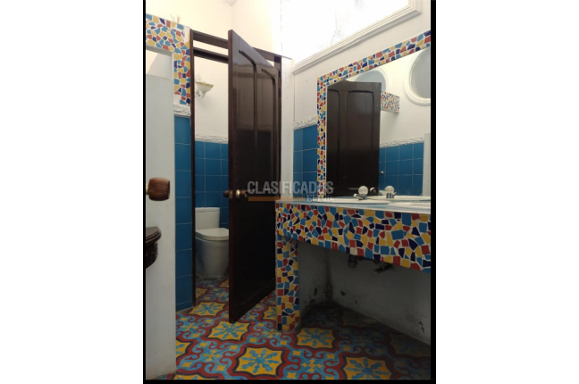 Casas, Venta, Granada - $2.000.000.000