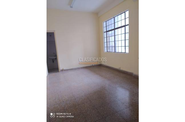 Oficinas y Consultorios, Alquiler, San Pedro - $700.000