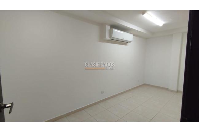 Oficinas y Consultorios, Alquiler, Ciudad Jardín - $2.407.660