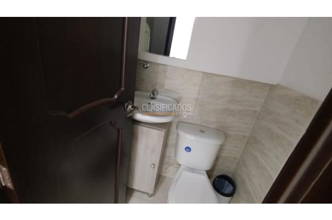 Oficinas y Consultorios, Alquiler, Ciudad Jardín - $2.407.660