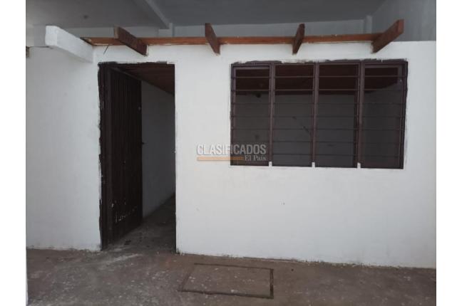 Locales y Bodegas, Alquiler, Caldas - $5.000.000