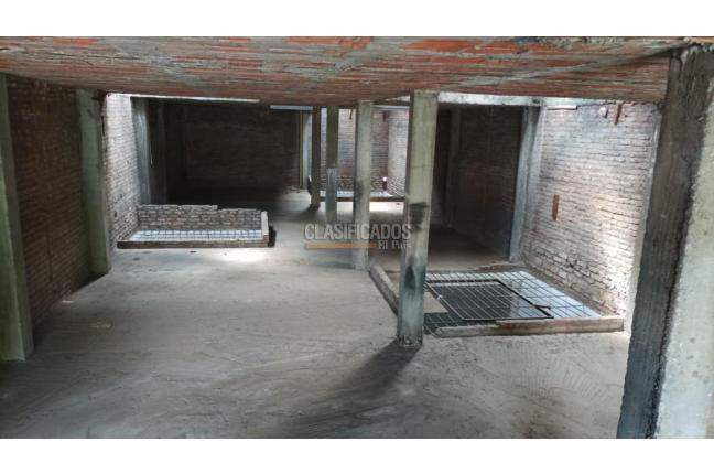 Locales y Bodegas, Alquiler, Caldas - $5.000.000