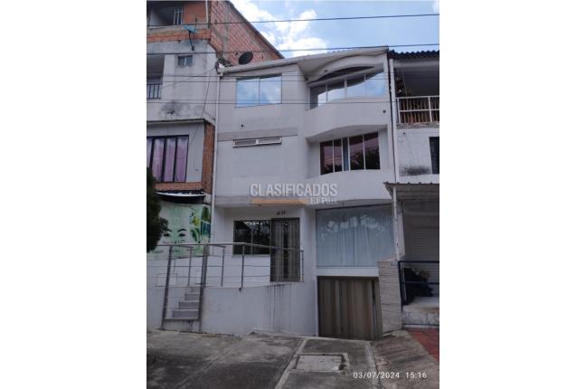 Casas, Alquiler, Caney Especial - $5.900.000