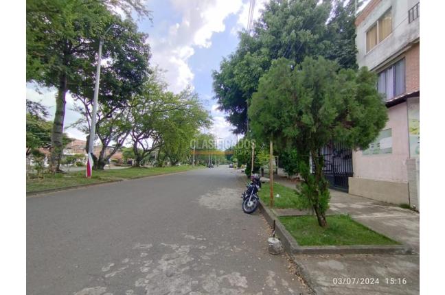 Casas, Alquiler, Caney Especial - $5.900.000