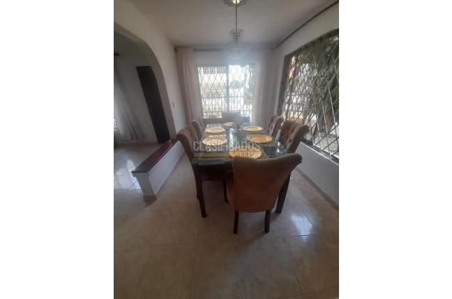 Casas, Venta, Primero de Mayo - $1.100.000.000