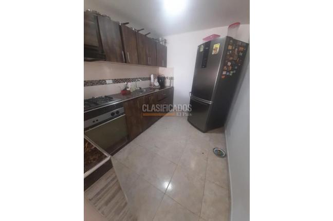 Casas, Venta, Primero de Mayo - $1.100.000.000