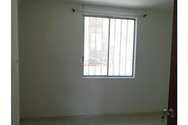 Apartamentos, Alquiler, Calicanto - $1.850.000