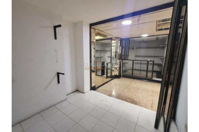 Locales y Bodegas, Alquiler, Bogotá - $1.400.000