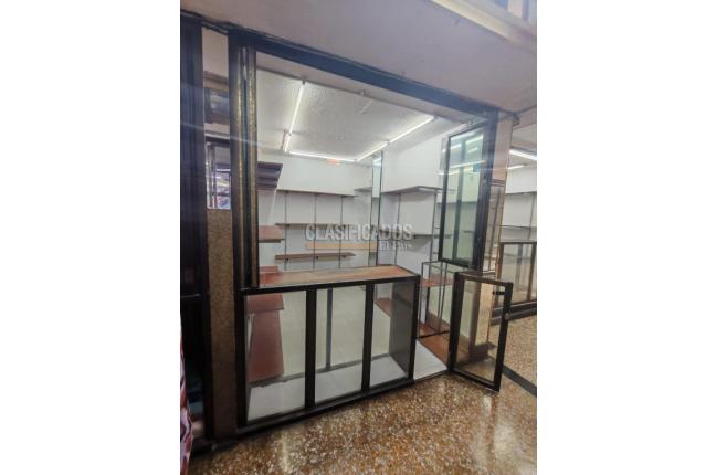 Locales y Bodegas, Alquiler, Bogotá - $1.400.000