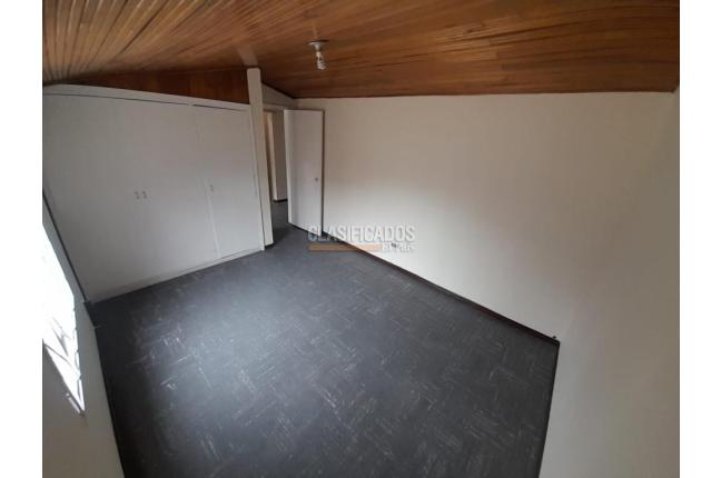 Casas, Venta, Bogotá - $800.000.000