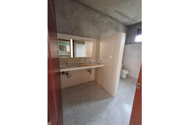 Locales y Bodegas, Alquiler, Tabio - $7.000.000