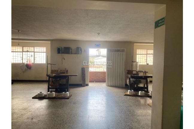 Locales y Bodegas, Alquiler, Pie de Cuesta - $11.000.000