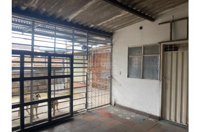 Locales y Bodegas, Alquiler, Pie de Cuesta - $11.000.000