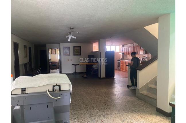 Locales y Bodegas, Alquiler, Pie de Cuesta - $11.000.000