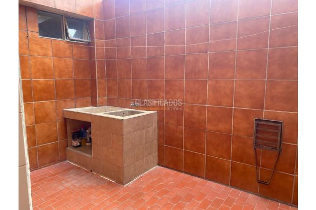 Locales y Bodegas, Alquiler, Pie de Cuesta - $11.000.000