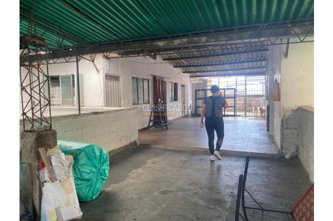 Locales y Bodegas, Alquiler, Pie de Cuesta - $11.000.000