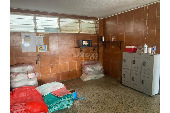 Locales y Bodegas, Alquiler en Pie de Cuesta