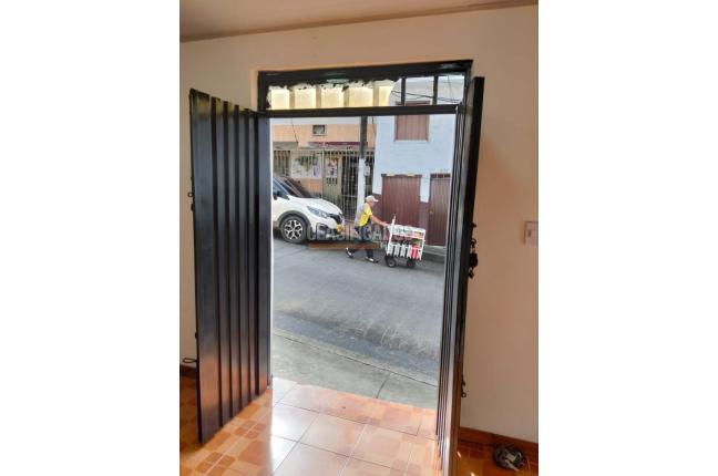 Locales y Bodegas, Alquiler, Pereira - $800.000