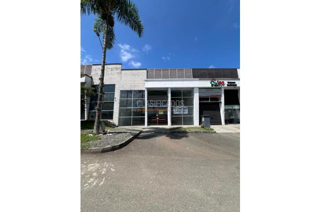 Locales y Bodegas, Alquiler, Pereira - $10.000.000