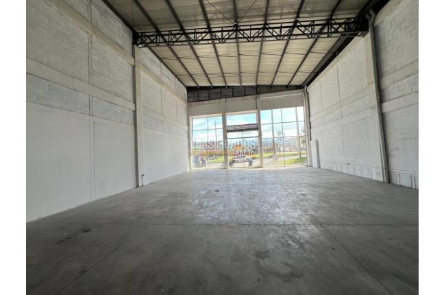 Locales y Bodegas, Alquiler, Pereira - $10.000.000