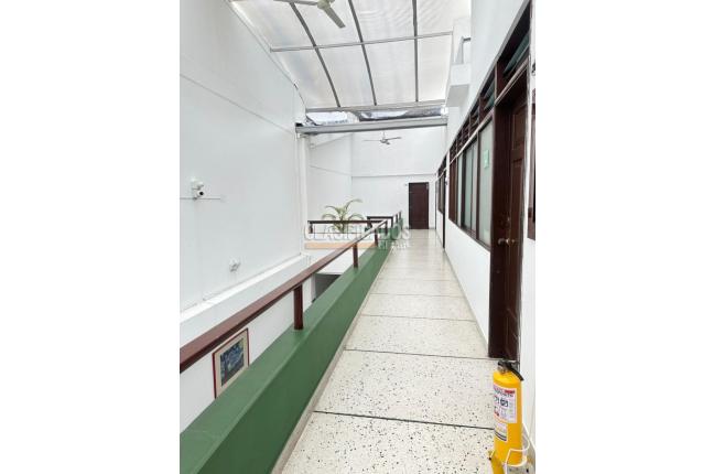 Oficinas y Consultorios, Venta en Pereira