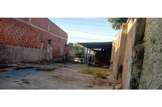 Locales y Bodegas, Alquiler, Barranquilla - $2.500.000